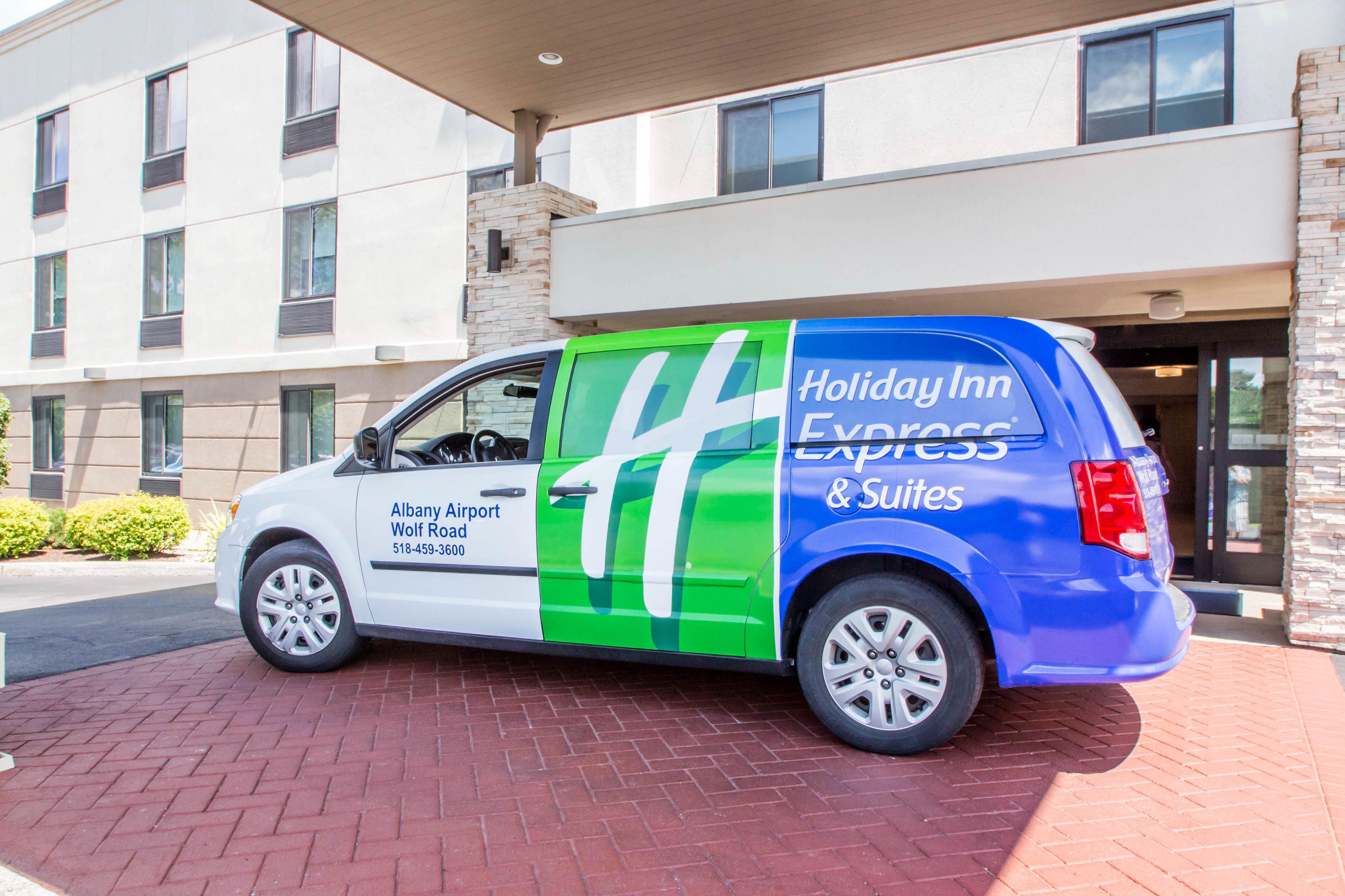 Holiday Inn Express & Suites - Albany Airport - Wolf Road By Ihg Екстер'єр фото