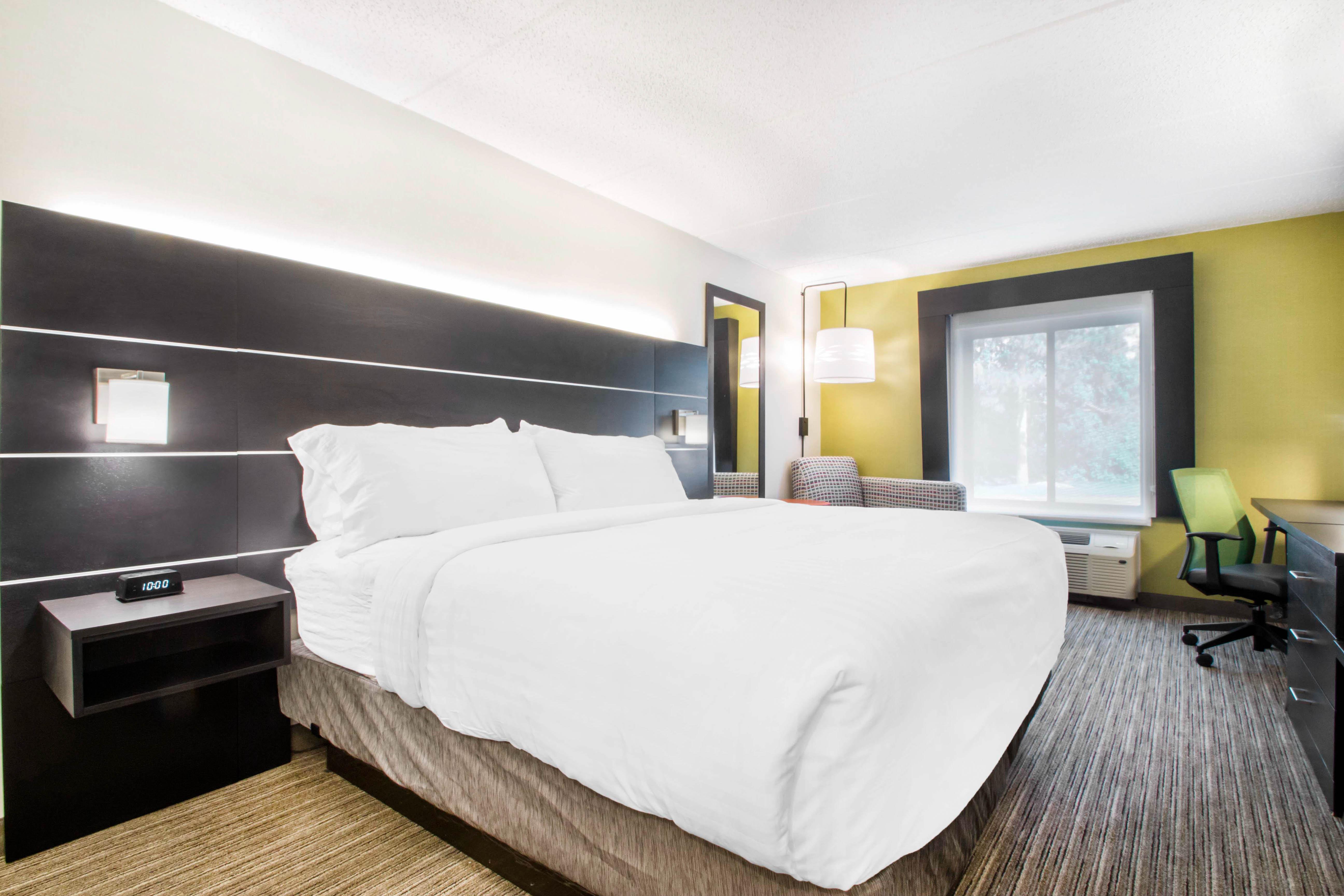 Holiday Inn Express & Suites - Albany Airport - Wolf Road By Ihg Екстер'єр фото