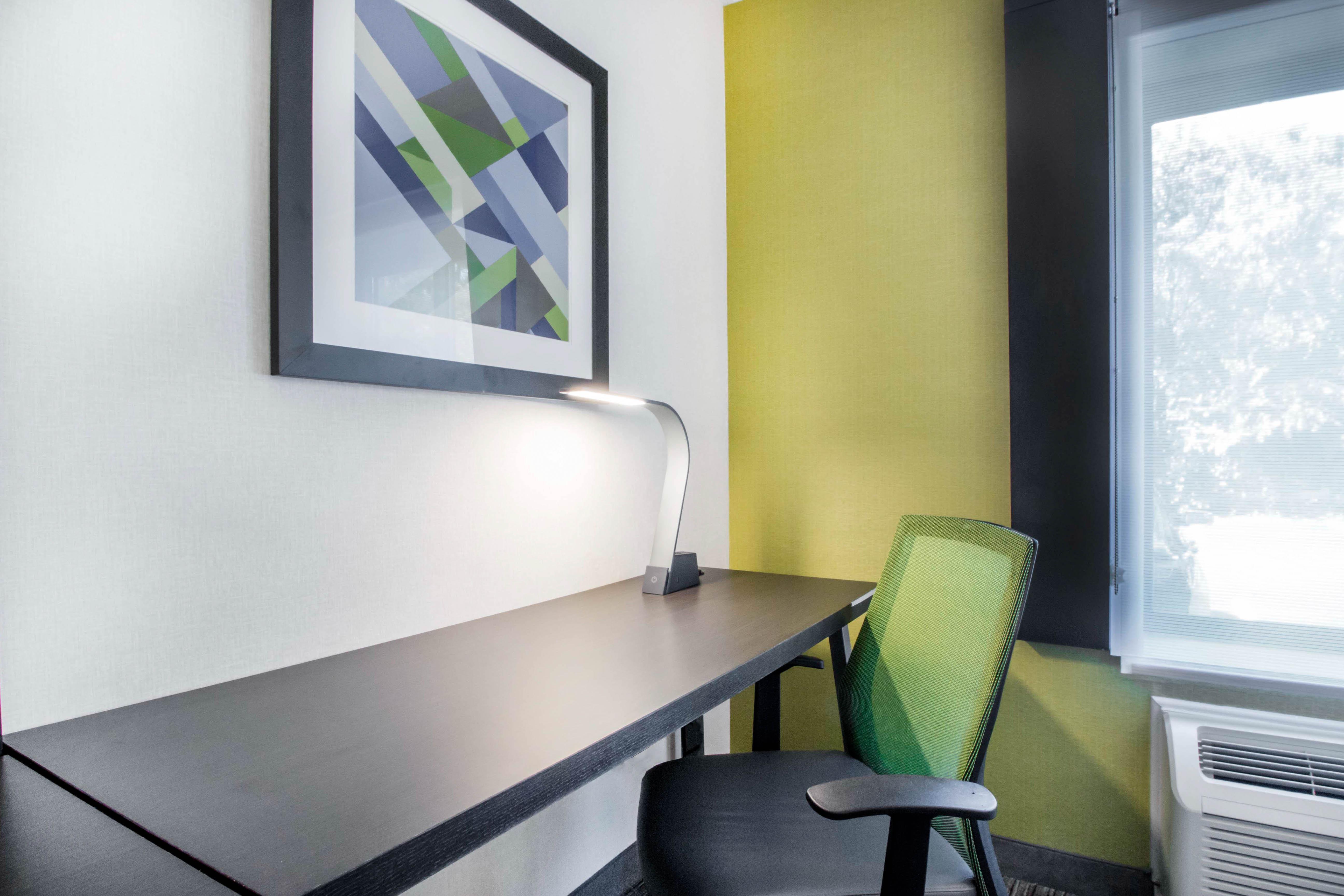 Holiday Inn Express & Suites - Albany Airport - Wolf Road By Ihg Екстер'єр фото