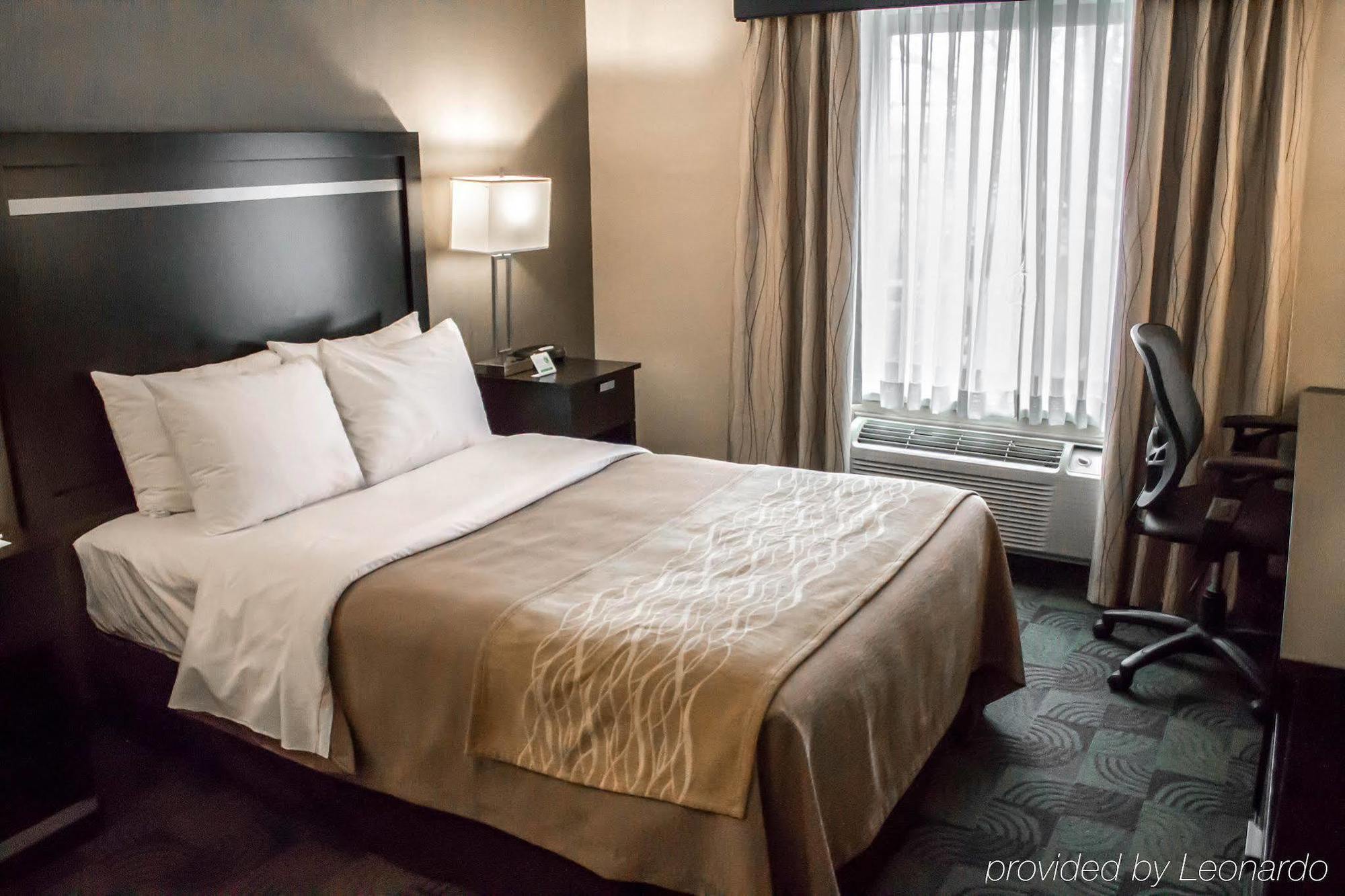 Holiday Inn Express & Suites - Albany Airport - Wolf Road By Ihg Екстер'єр фото