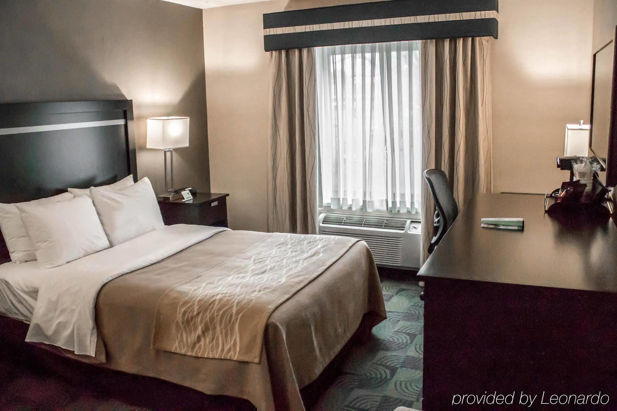 Holiday Inn Express & Suites - Albany Airport - Wolf Road By Ihg Екстер'єр фото